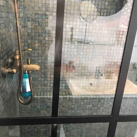 With Jardin Tropical Terrasse - Center - 150m Appartement